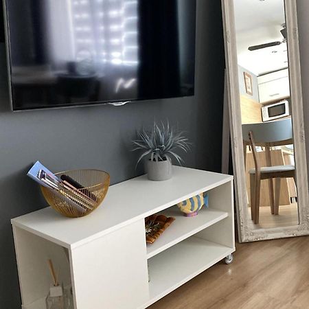 Apartment Ariella Jūrkalne Esterno foto